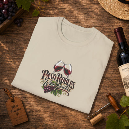 A Toast To Paso Robles Wine Fanatics Crewneck T-Shirt
