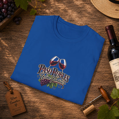 A Toast To Paso Robles Wine Fanatics Crewneck T-Shirt