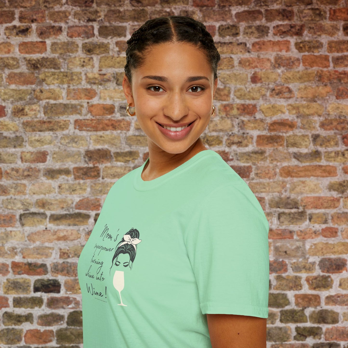 Mom's superpower, turning whine into Wine! Crewneck Tee
