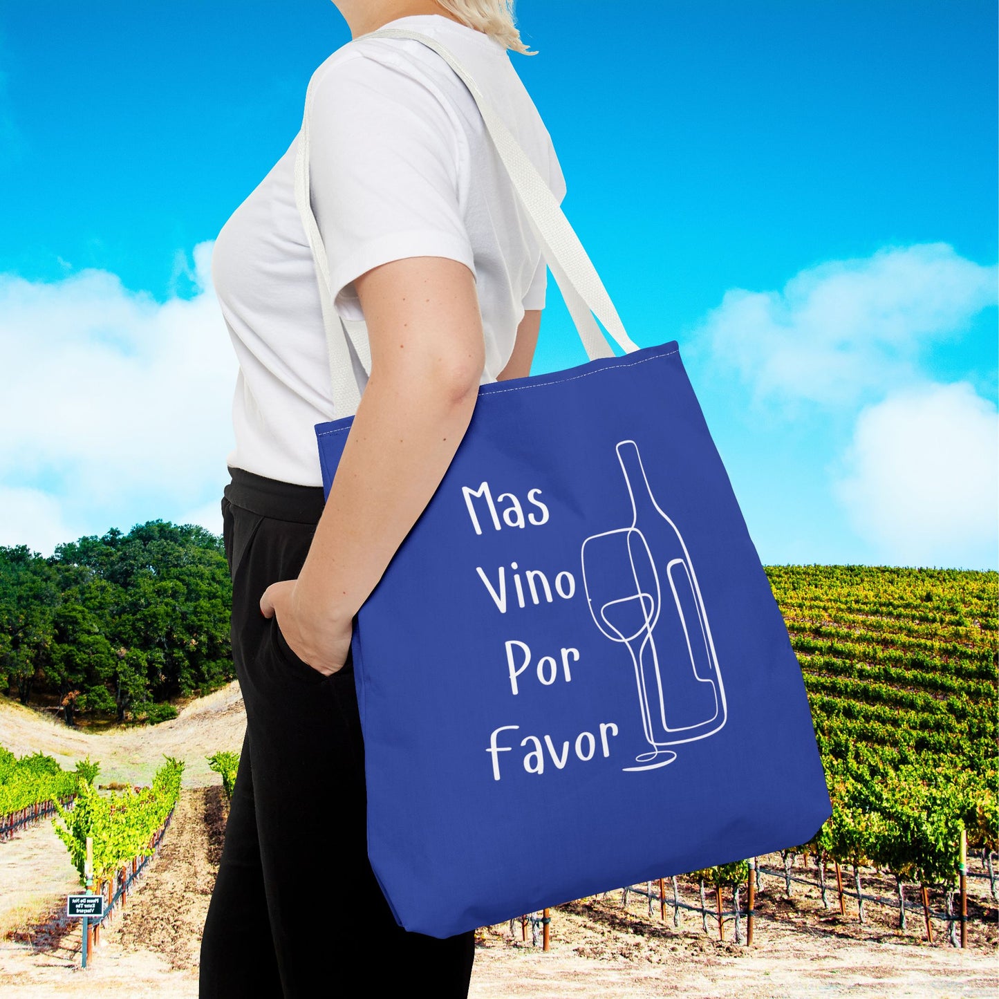 Mas Vino Por Favor Tote Bag